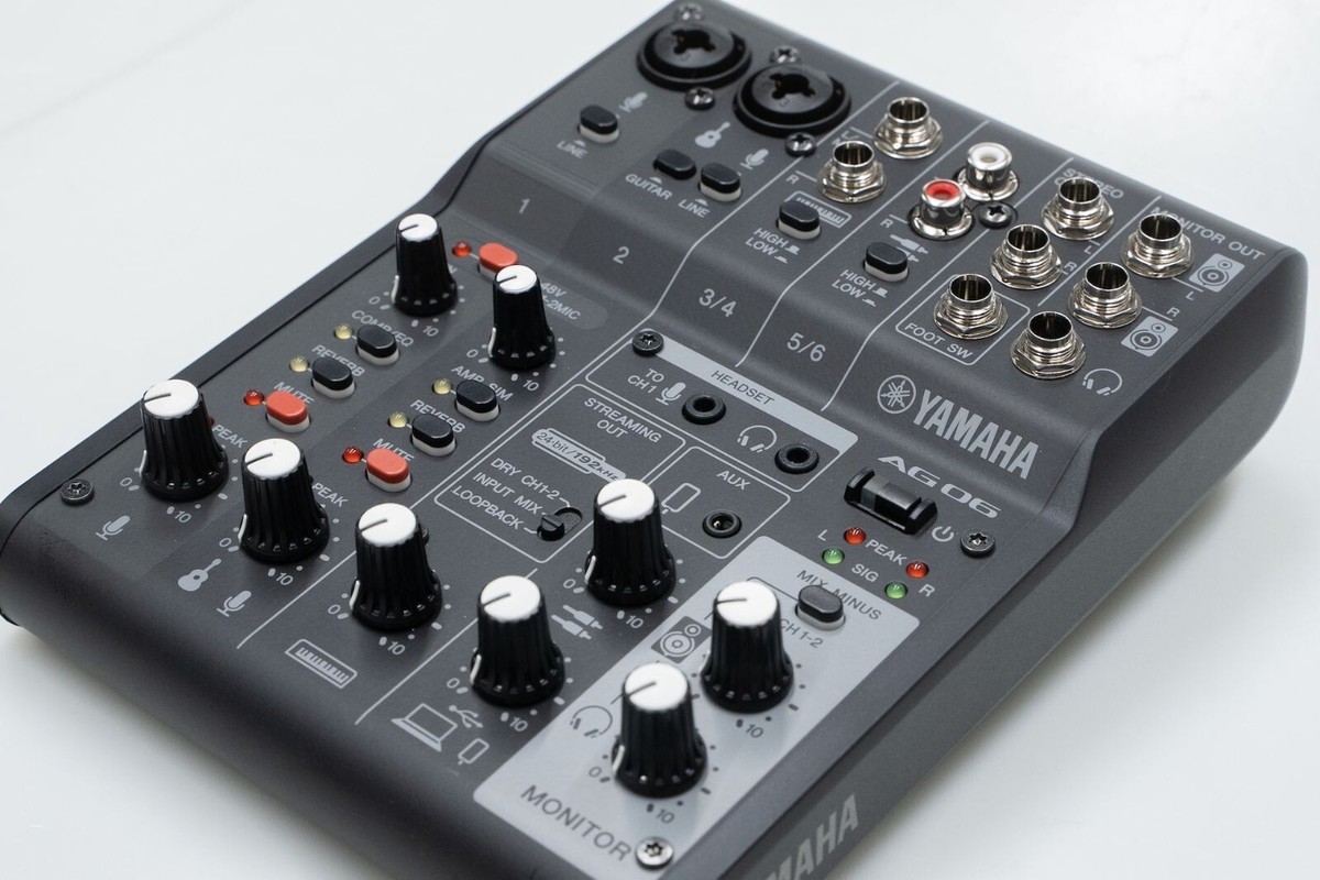 YAMAHA AG06 AG06MK2 B Black 6-Channel Live Streaming Mixer USB