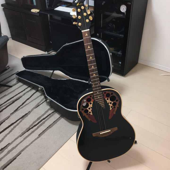 Acoustic Electric Guitar Ovation Elite 1718 Deep Ball Black with