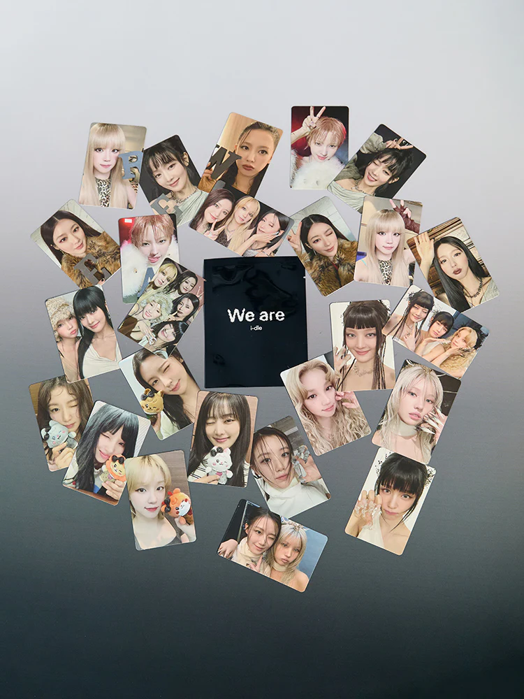 I-DLE POP-UP LINE FRIEND WE ARE PHOTOCARD TRADING SET OFFICIAL