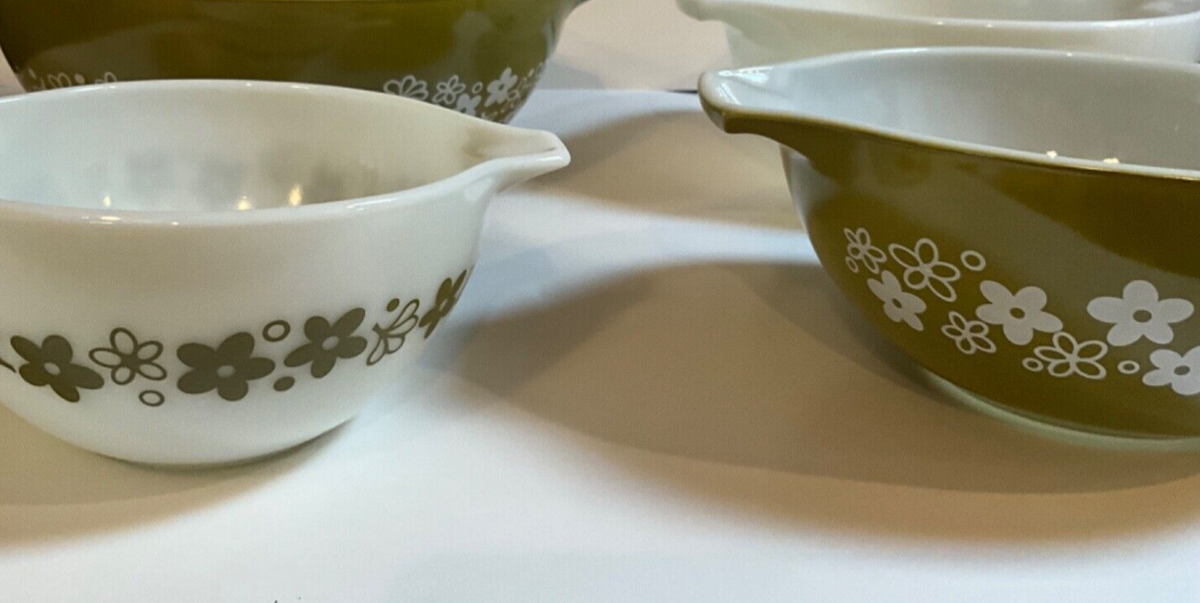 Vintage Pyrex Crazy Daisy Spring Blossom Green Cinderella Mixing