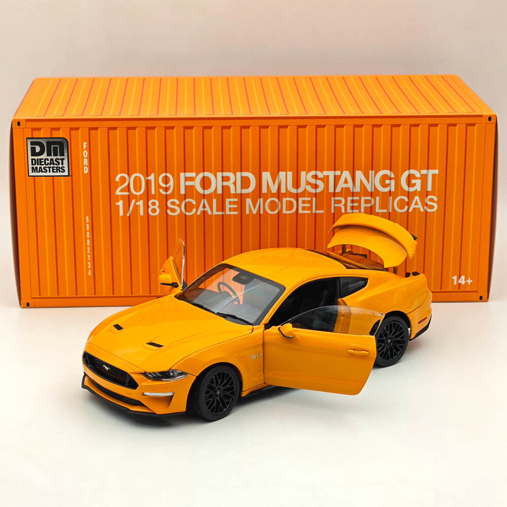 DM 1/18 Model Replicas Ford Mustang GT 2019 Orange Fury RHD