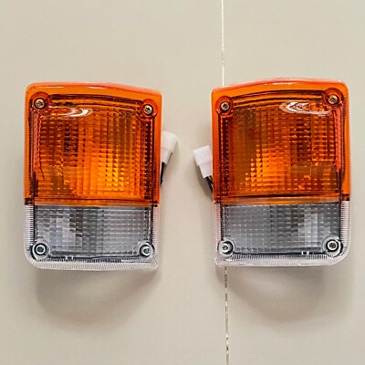 80-89 for Toyota Land Cruiser J60 FJ60 HJ60 BJ60 front corner turn