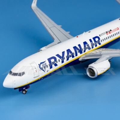 1:200 JC Wings Ryanair Boeing 737-800 Passenger​ Airplane Diecast