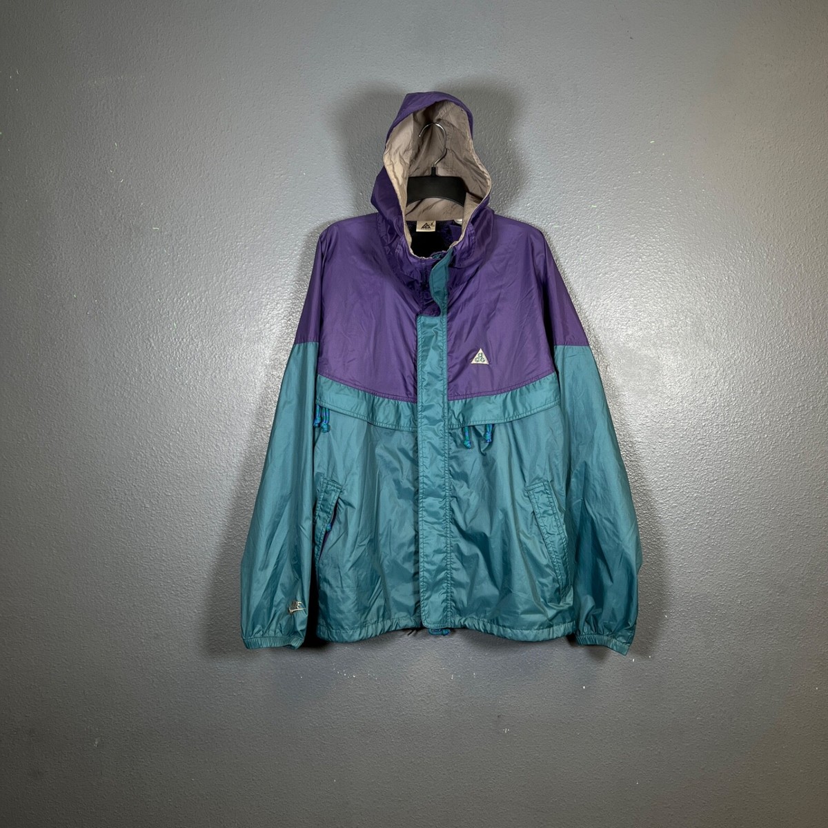 Nike ACG L men's VINTAGE windbreaker Nylon purple/blue jacket