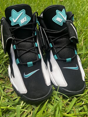 CLEAN Nike size 9 Air Barrage Mid Cabana Blue 2020 shoes (AT7847