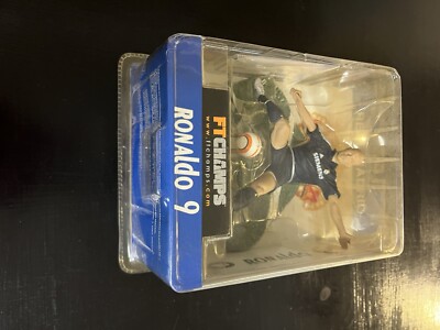 FT Champs Ronaldo 9 Nazario De Lima Real Madrid Away Shirt Figure