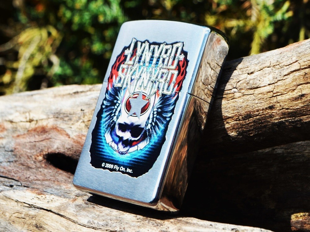Zippo Lighter - Lynyrd Skynyrd - Skull - Ronnie Van Zant