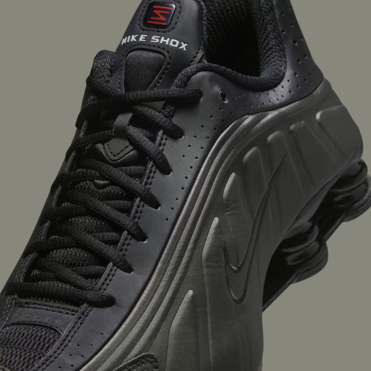 NEW Nike Shox R4 'Black' | Men Sizes 8 - 12 | HQ1988-001 | eBay