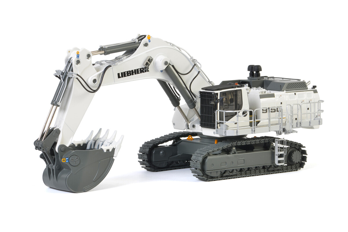 Liebherr R9150 Mining Excavator - White - WSI 1:50 Scale Model #04
