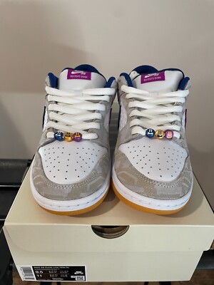 Nike SB Dunk Low Rayssa Leal Size 9.5 NEW FZ5251-001 Platinum Blue