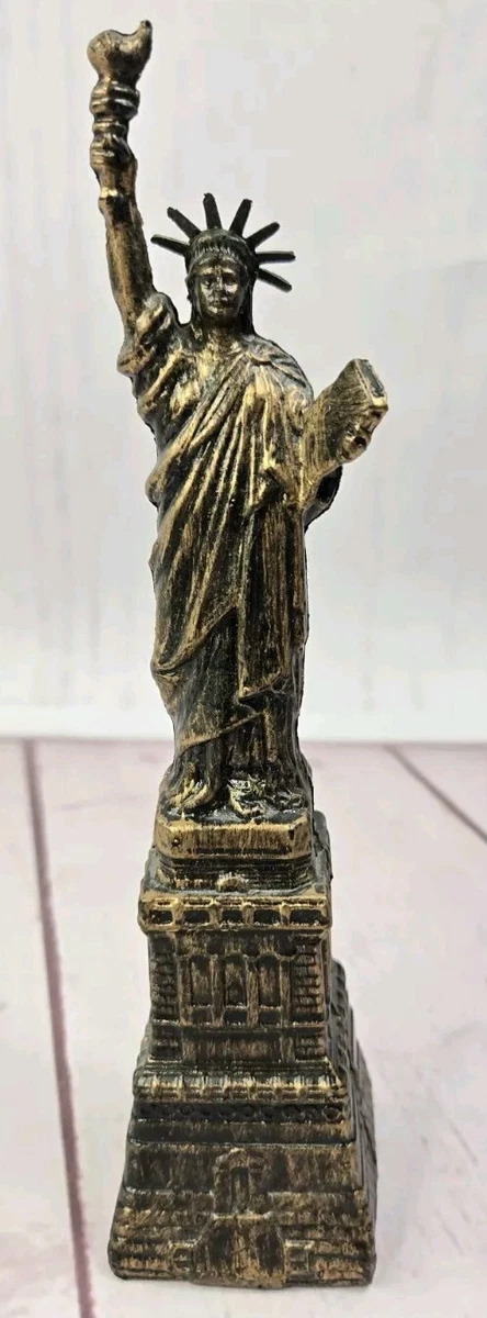 Statue Of Liberty Bank In other Collectible Still & Piggy Banks