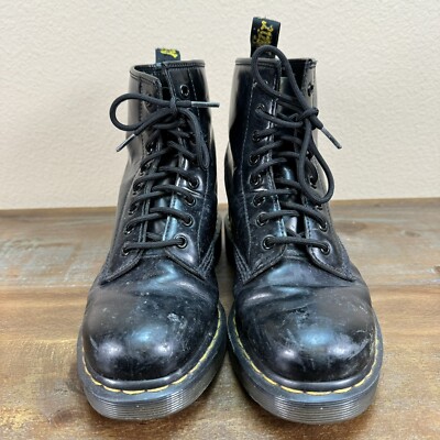 Dr. Martens Boots Womens Size 7 Mens Size 8 10072 Smooth Leather