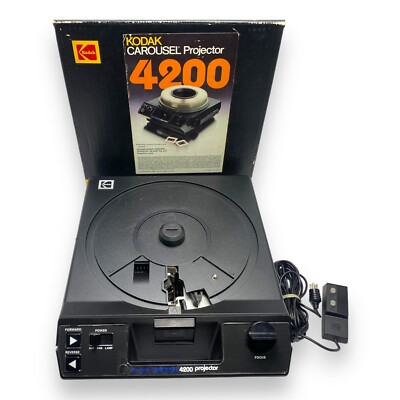 Kodak - Carousel 4200 - Slide Projector w/ Slide Tray, Remote
