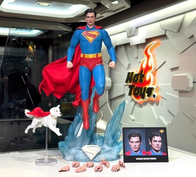 Hot Toys MMS812 Superman (2025) Superman & Krypto 1/6 Action