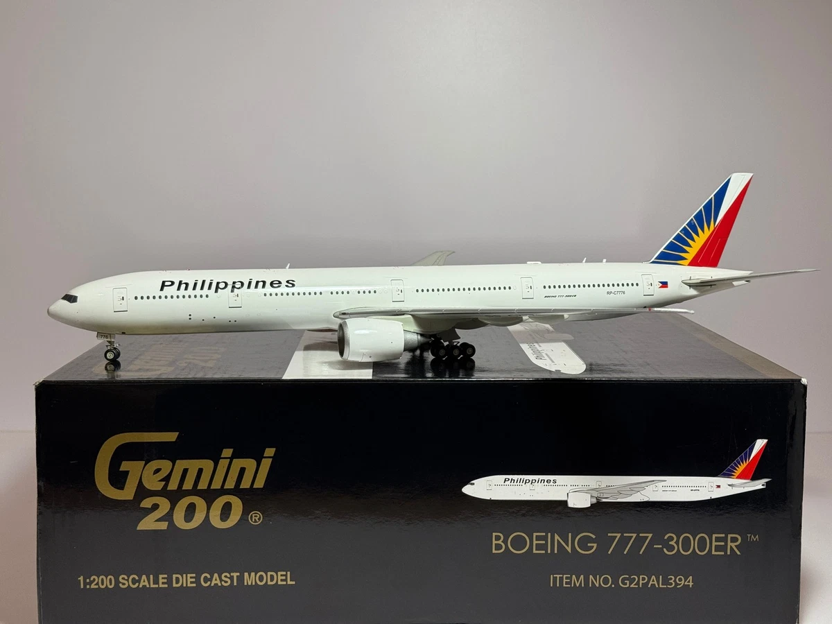 1:200 Scale Diecast Aircraft & Spacecraft Boeing 777 Aircraft