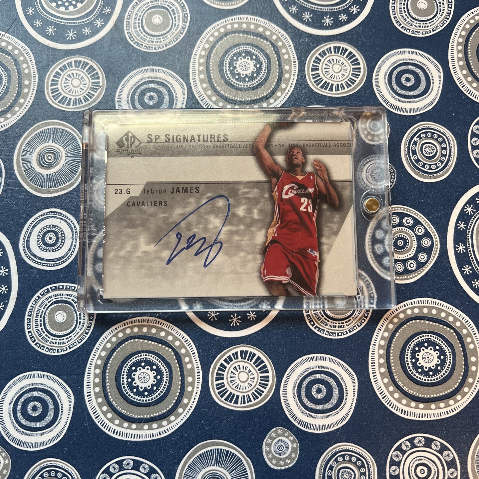 LeBron James 2003 SP Authentic #LJ-A SP Signatures Price Guide