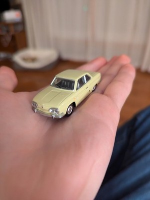 1/64 Konami 1968 TOYOTA TOYOPET CROWN Hardtop SL WHITE diecast car