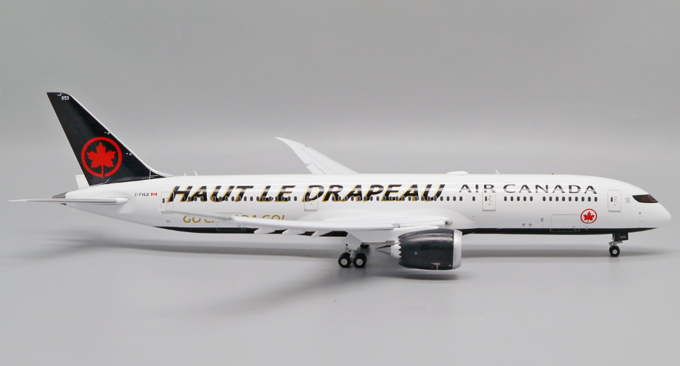 1:200 32CM JC Wings AIR CANADA BOEING 787-9 Flap Down Airplane