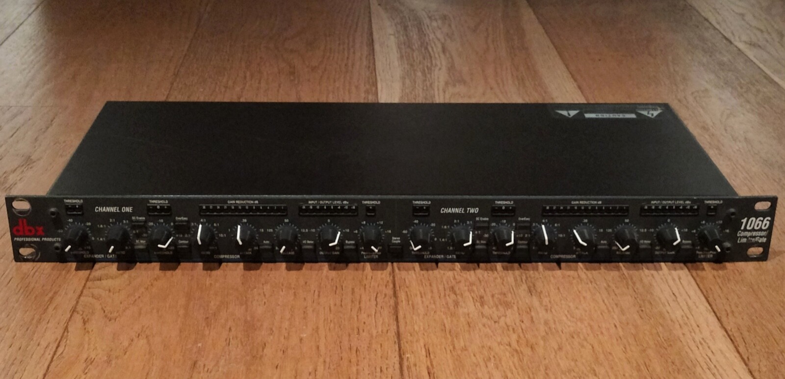 dbx 1066 Dual-Channel Compressor/Limiter/Gate | eBay