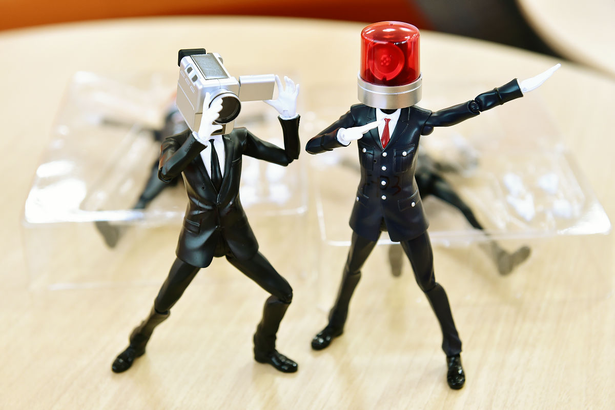 NO MORE映画泥棒」のカメラ男＆パトランプ男でやりたい放題できるS.H.