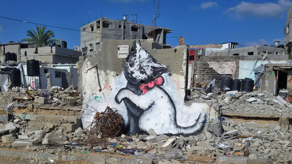 落書きが1億円で落札される「バンクシー」が子猫をパレスチナのガザ