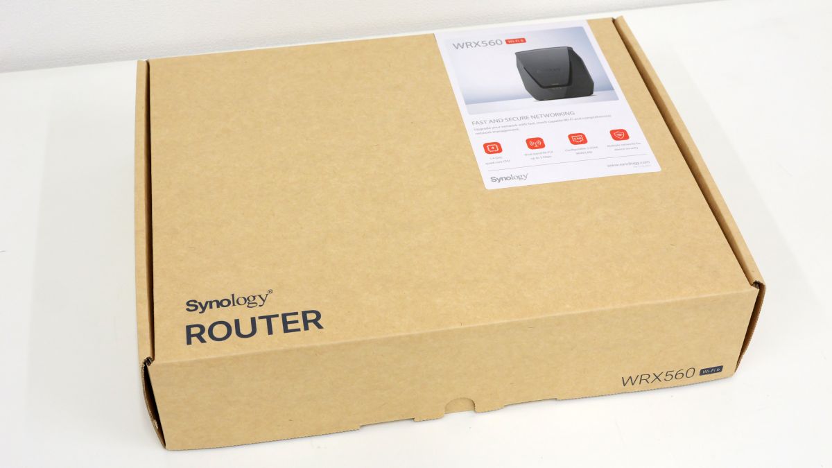 最大150台同時接続可能で有線LANポートを4個備えた多機能Wi-Fiルーター