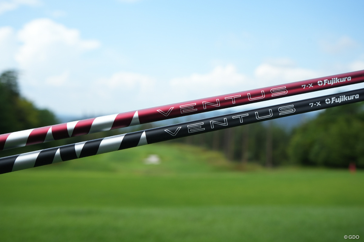 なんじゃこのマット調ベンタスは！？「24 VENTUS」赤と黒 久常涼が投入