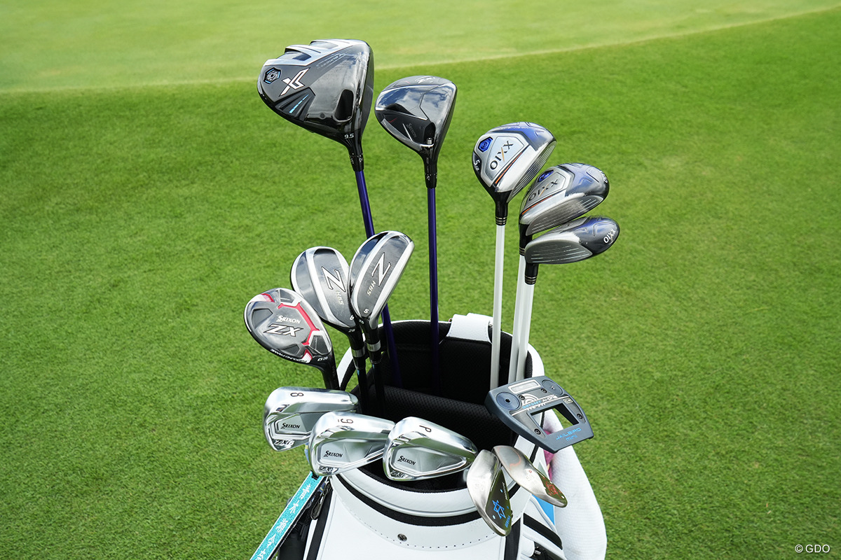 青木瀬令奈がスリクソンの新アイアン「ZXi5」と「ZXi7」をコンボで投入