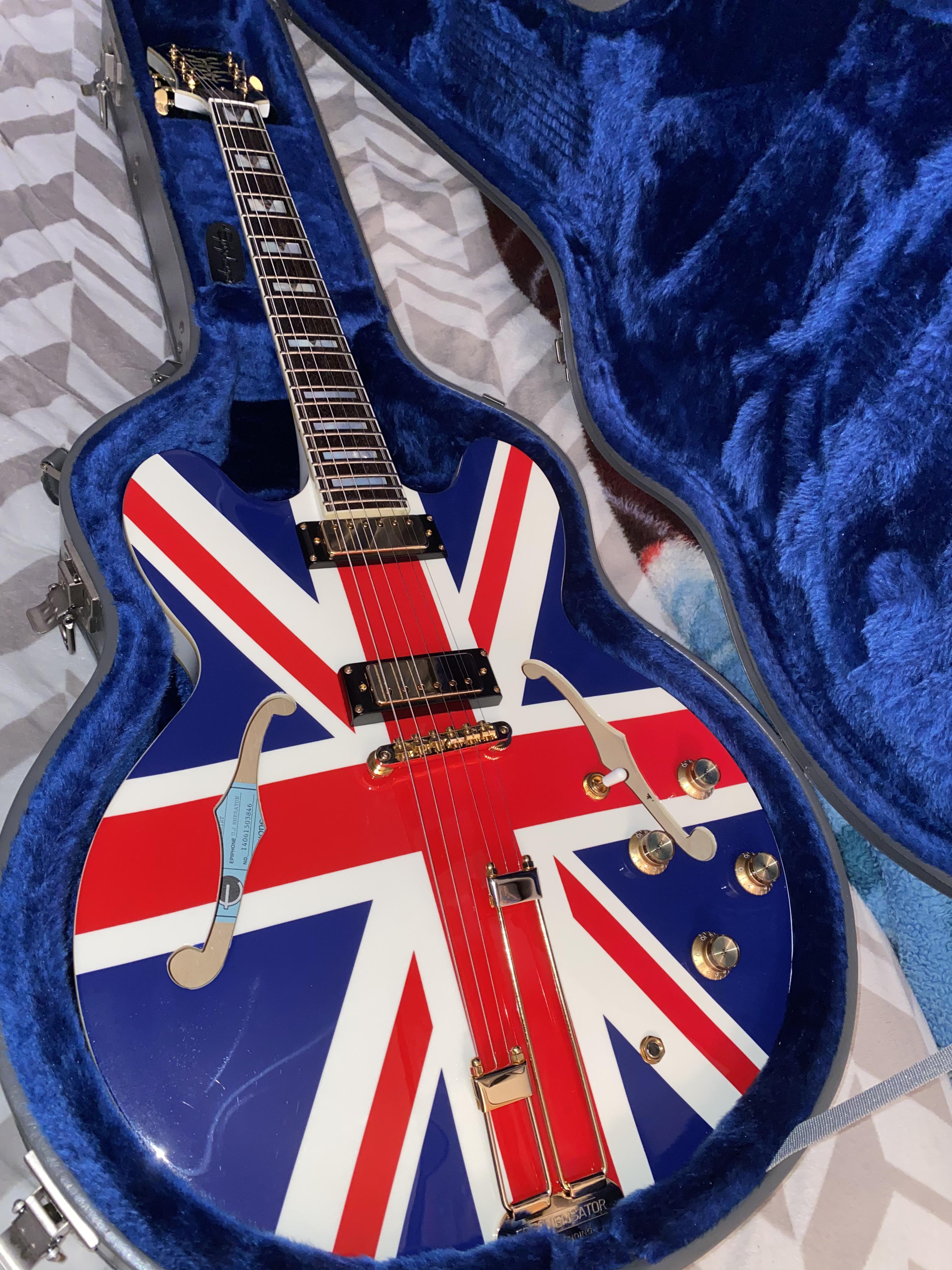 ユニオンジャックのエピフォン・シェラトン。そう、ノエル・ギャラガー