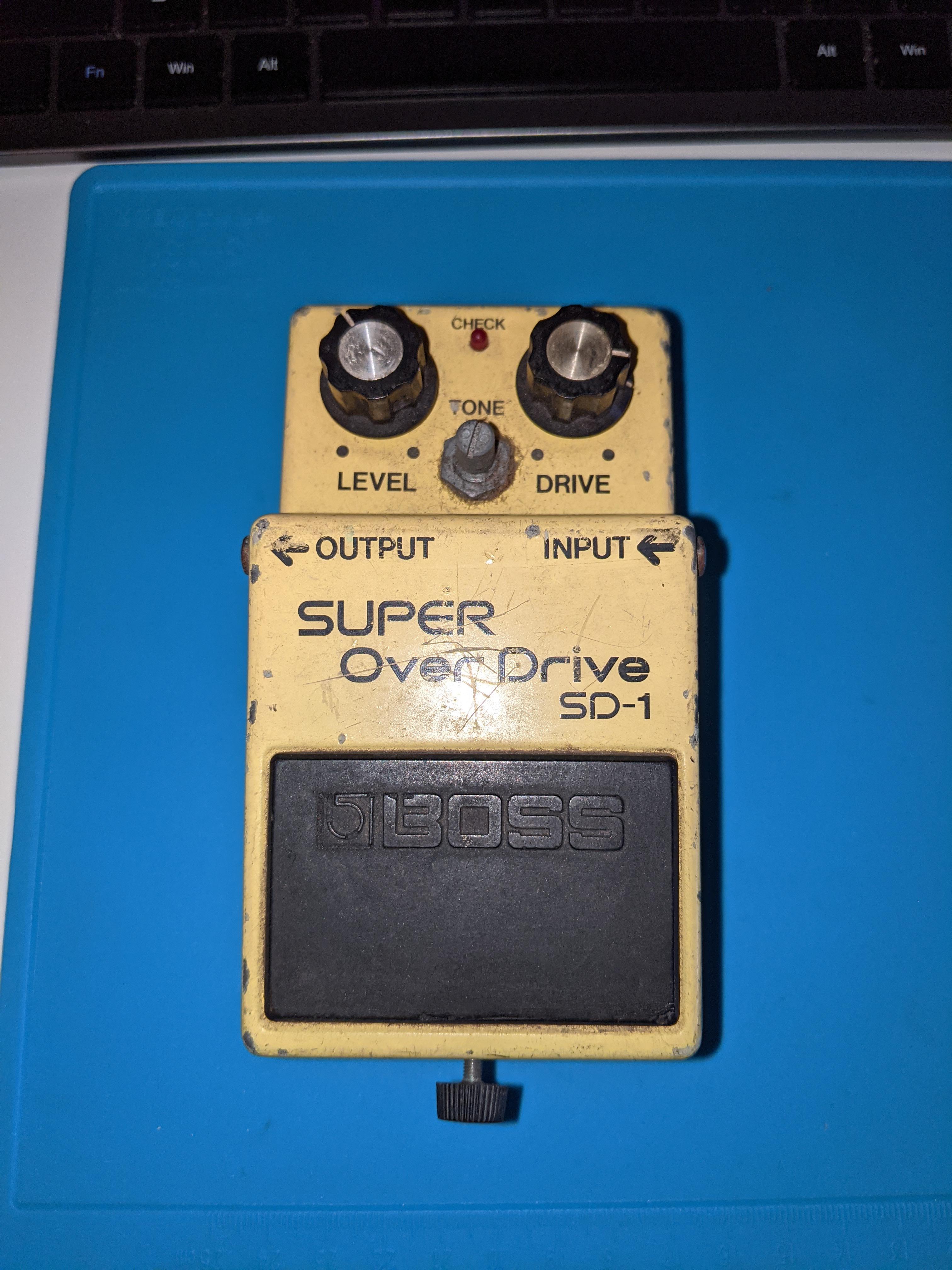 Did I just score a Japanese SD-1 for $10?!?! : r/guitarpedals