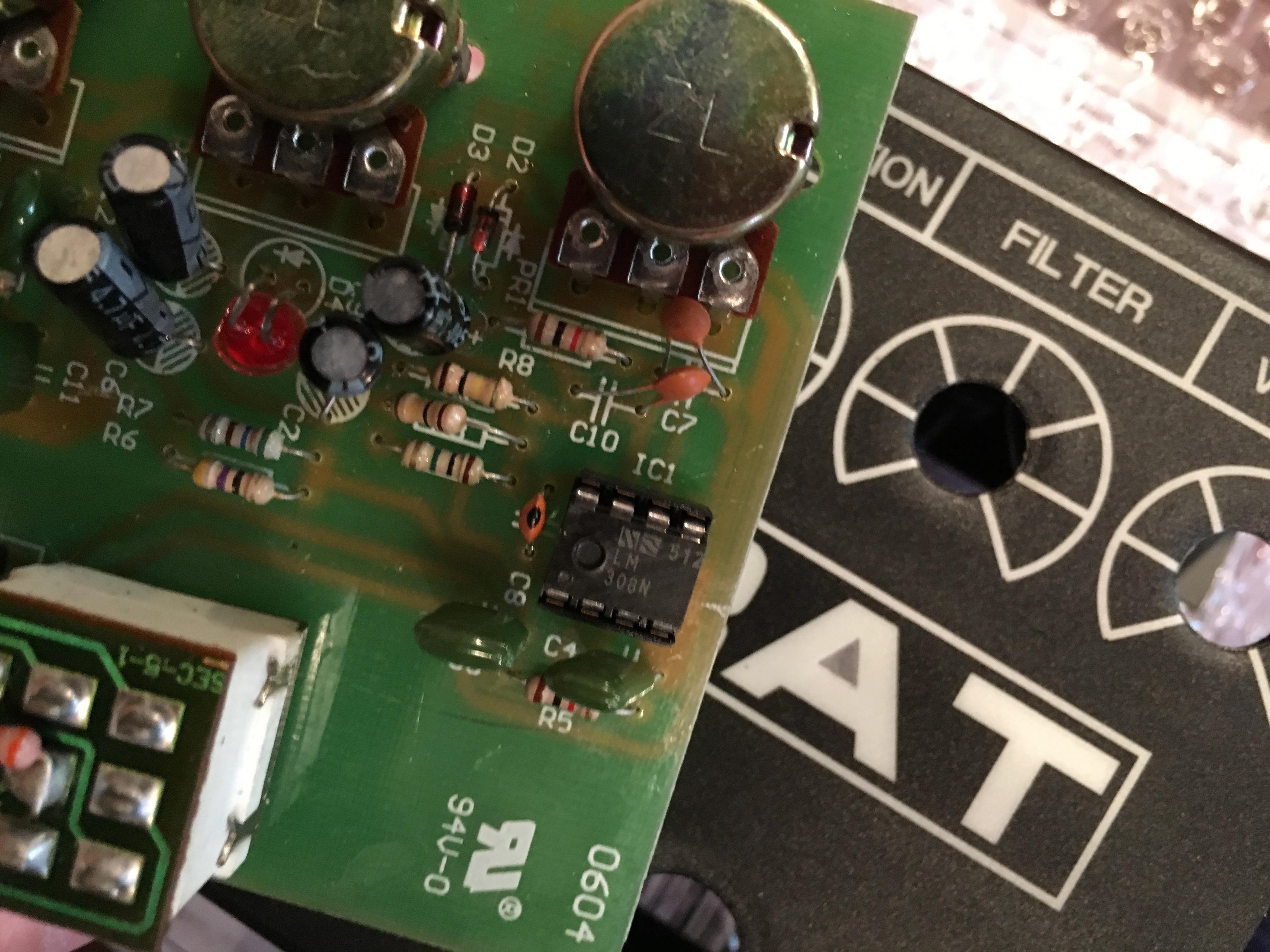 NCD] 新しいチップの日！RAT2にLM308オペアンプを入れてみた : r