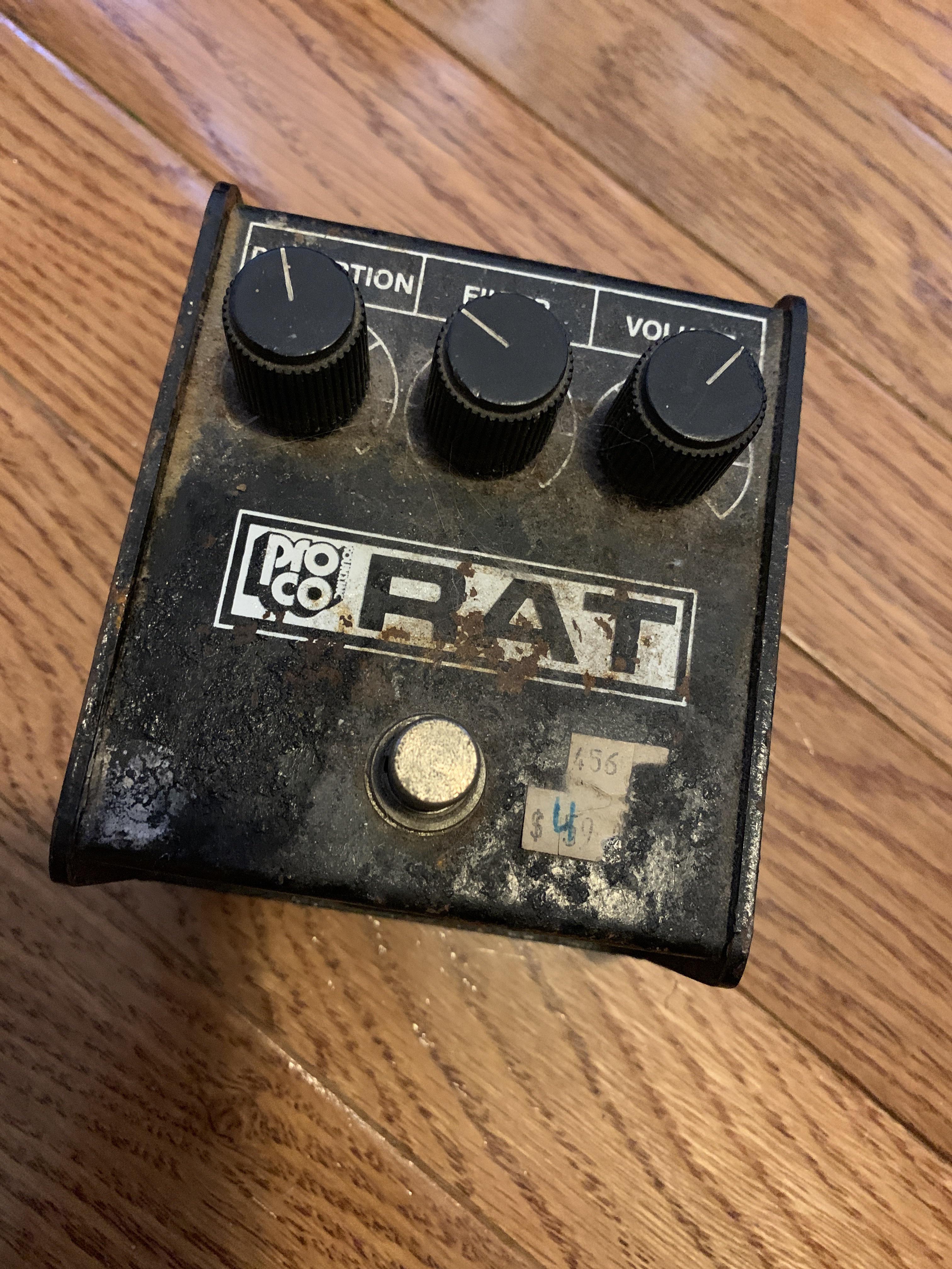 got a 1986 pro co distortion pedal out of my basement. it used to