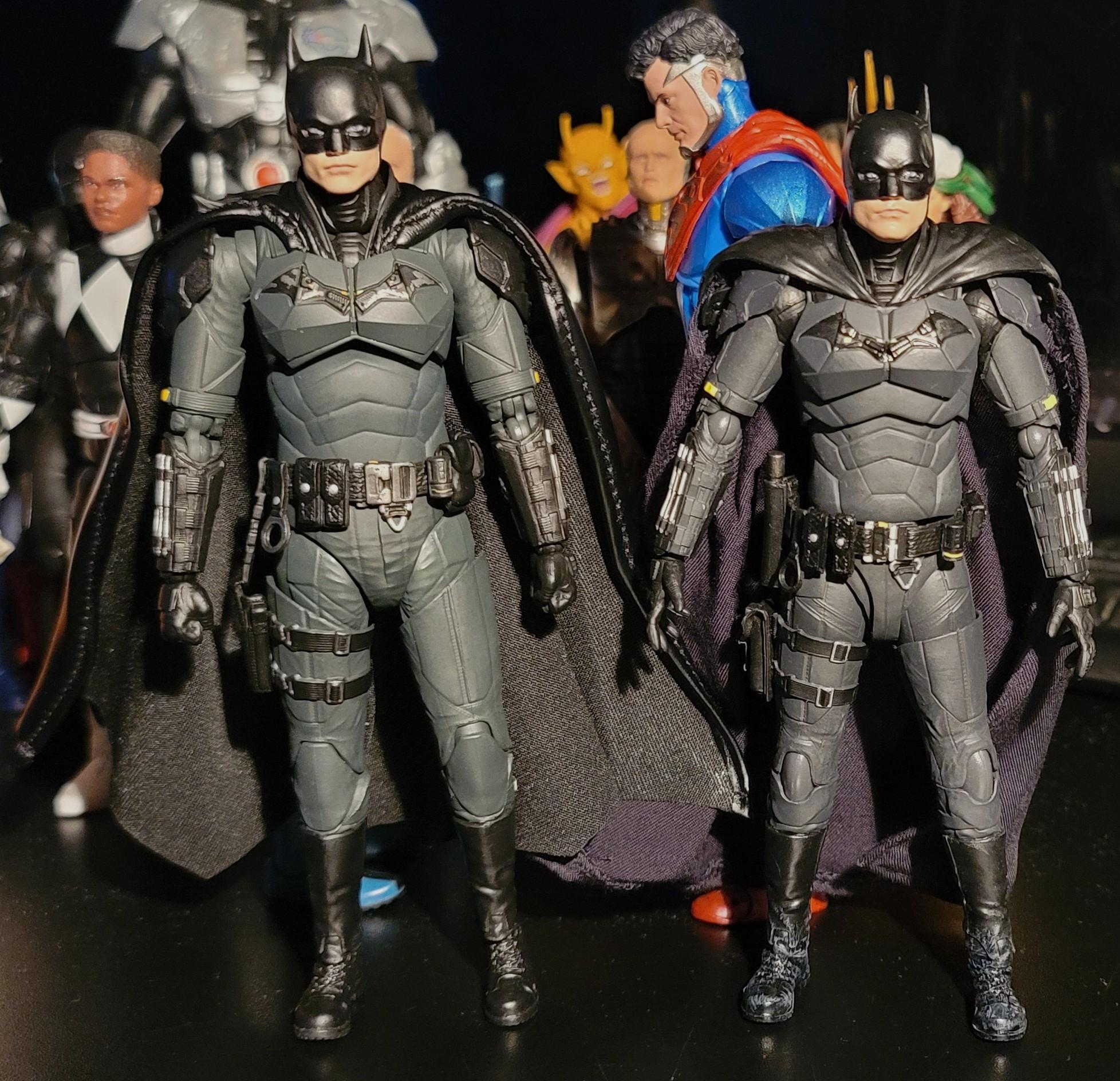 バットマン：MafexとSHFのサイズ比較 : r/ActionFigures