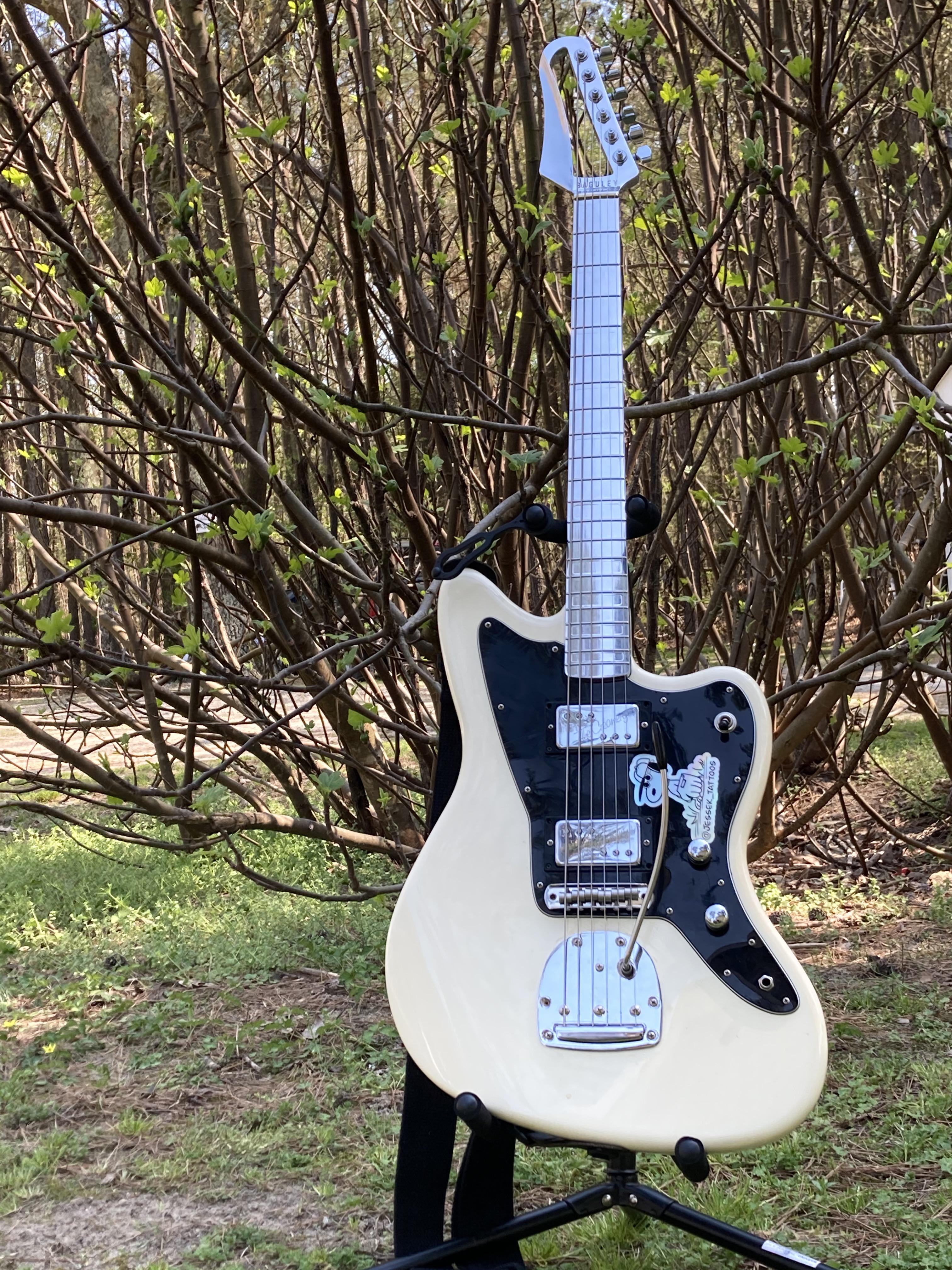 Since we're doing aluminum offsets, here's the Baguley Jazzblaster