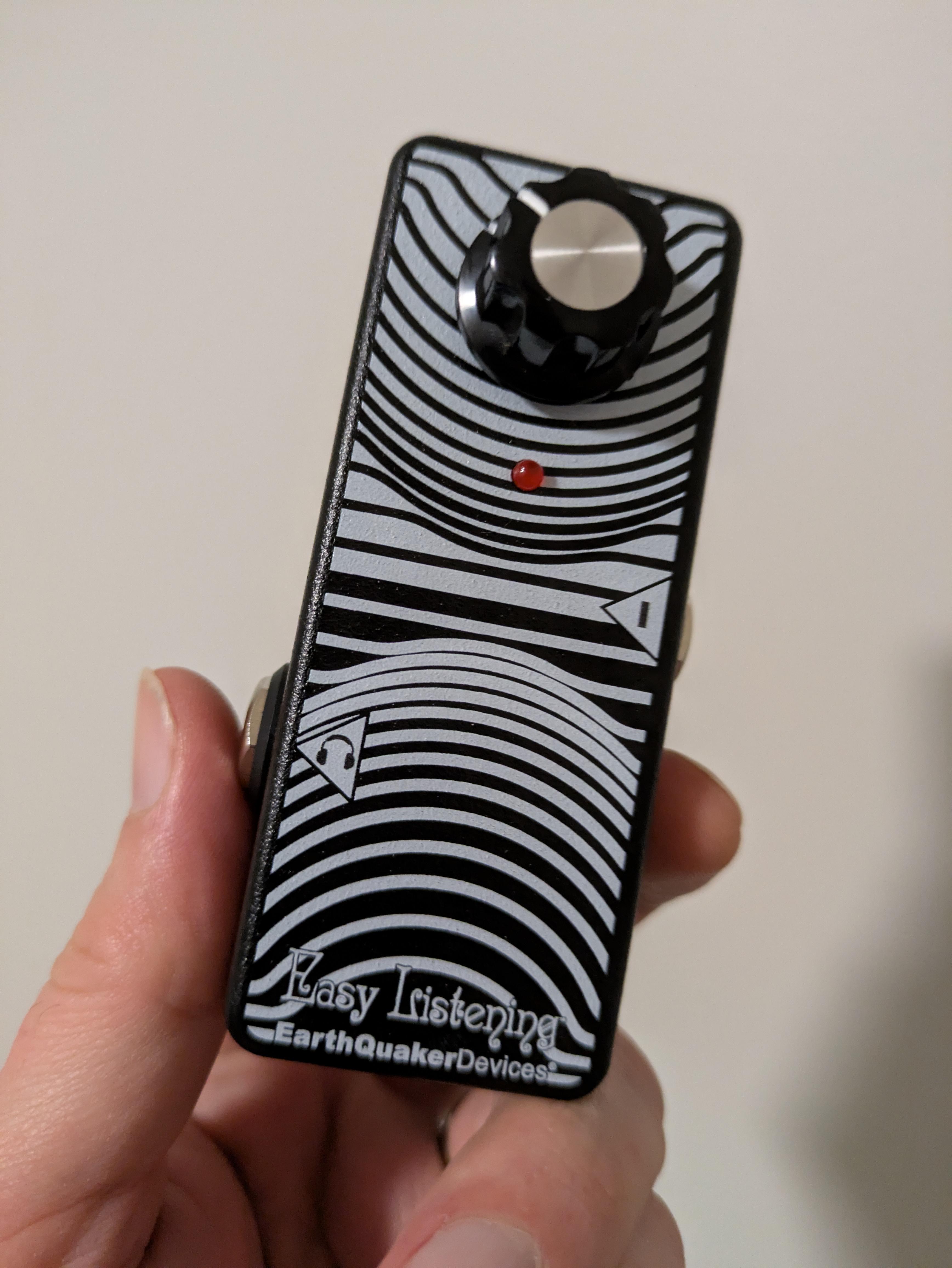 NPD] EarthQuaker Devices の Easy Listening : r/guitarpedals