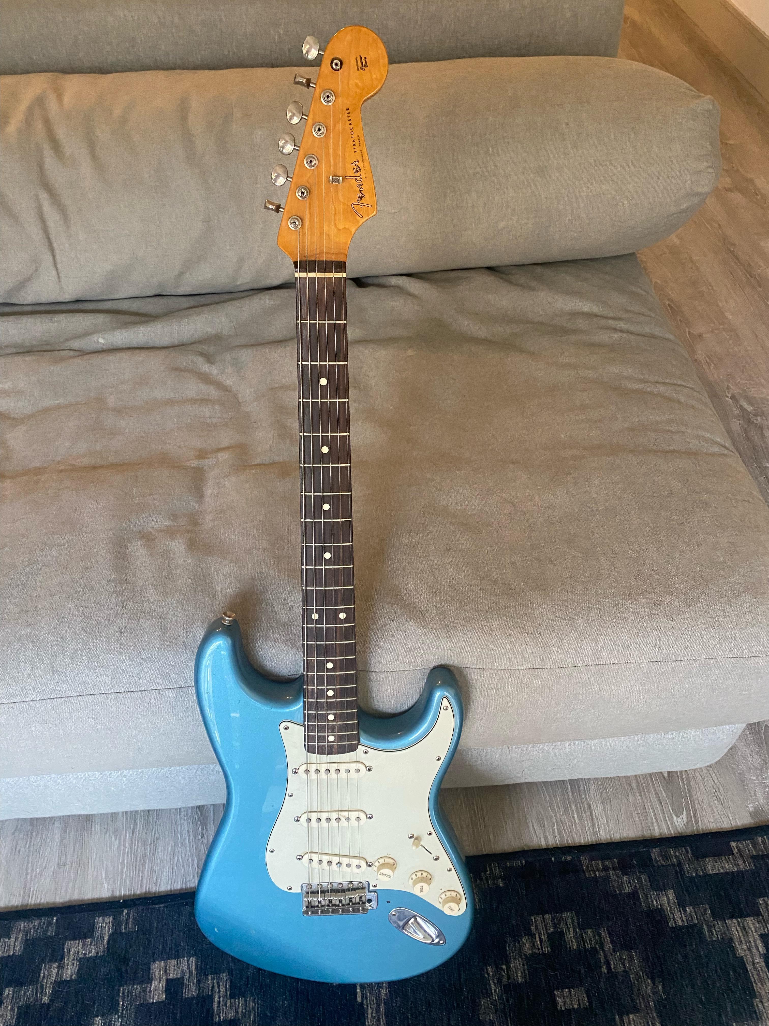 Help Noob Identify Strat Model - 1998/99 - Made in Ensenada