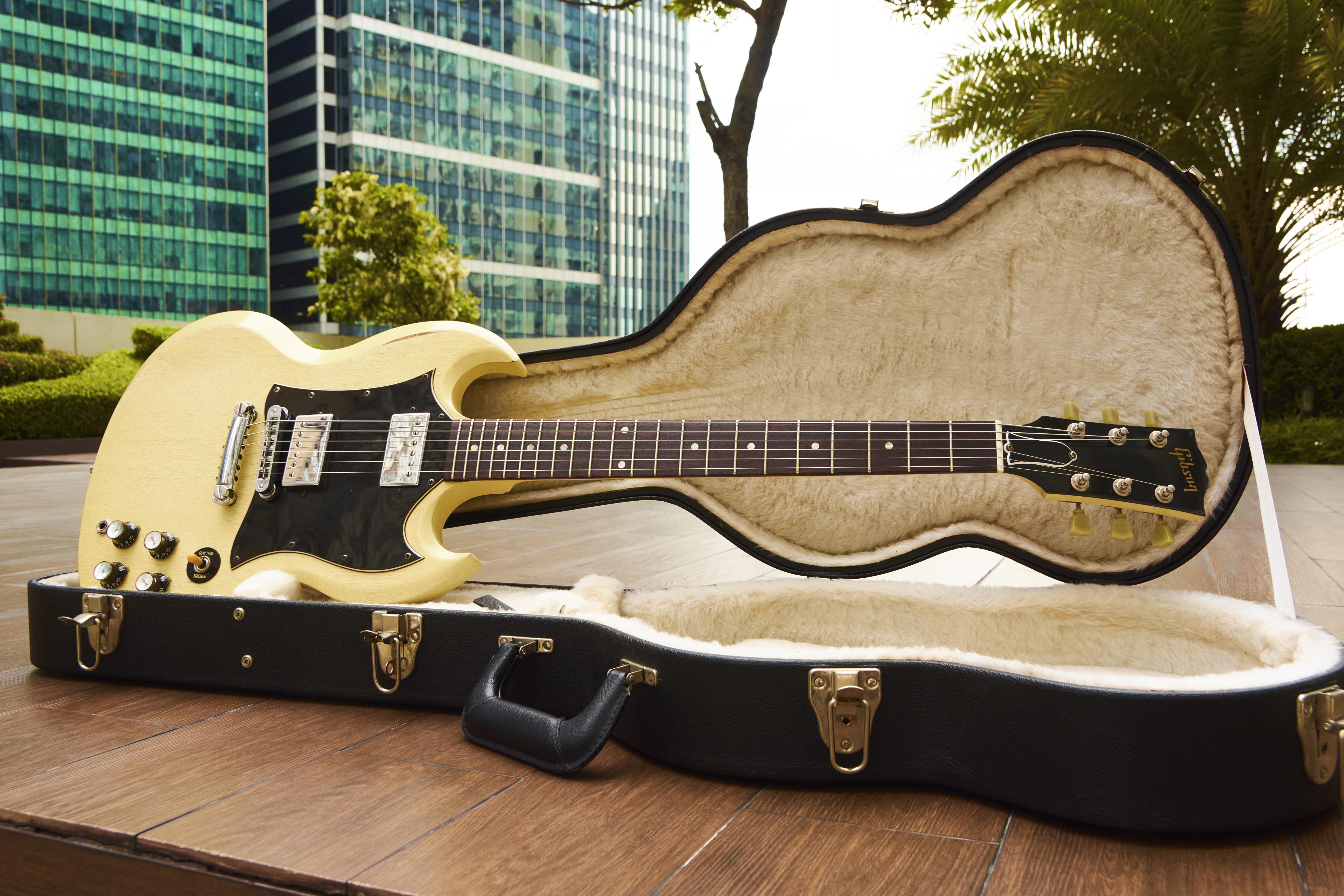 NGD 2007 SG Special Faded in worn white : r/gibson