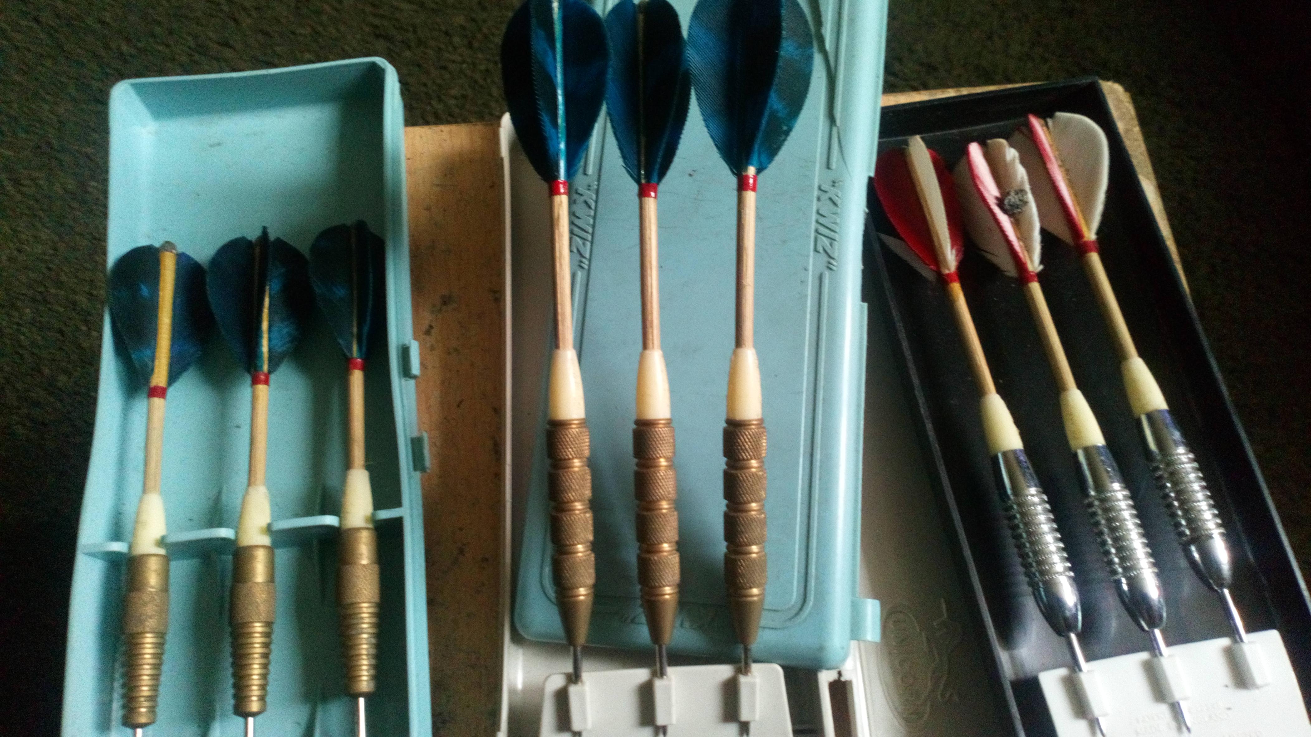 昔のダーツのメーカーを探せるカタログみたいなウェブサイトってある