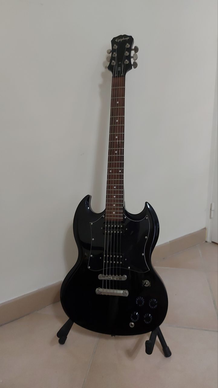 How much could it be worth? Epiphone SG G-310 China 2011-2012 : r