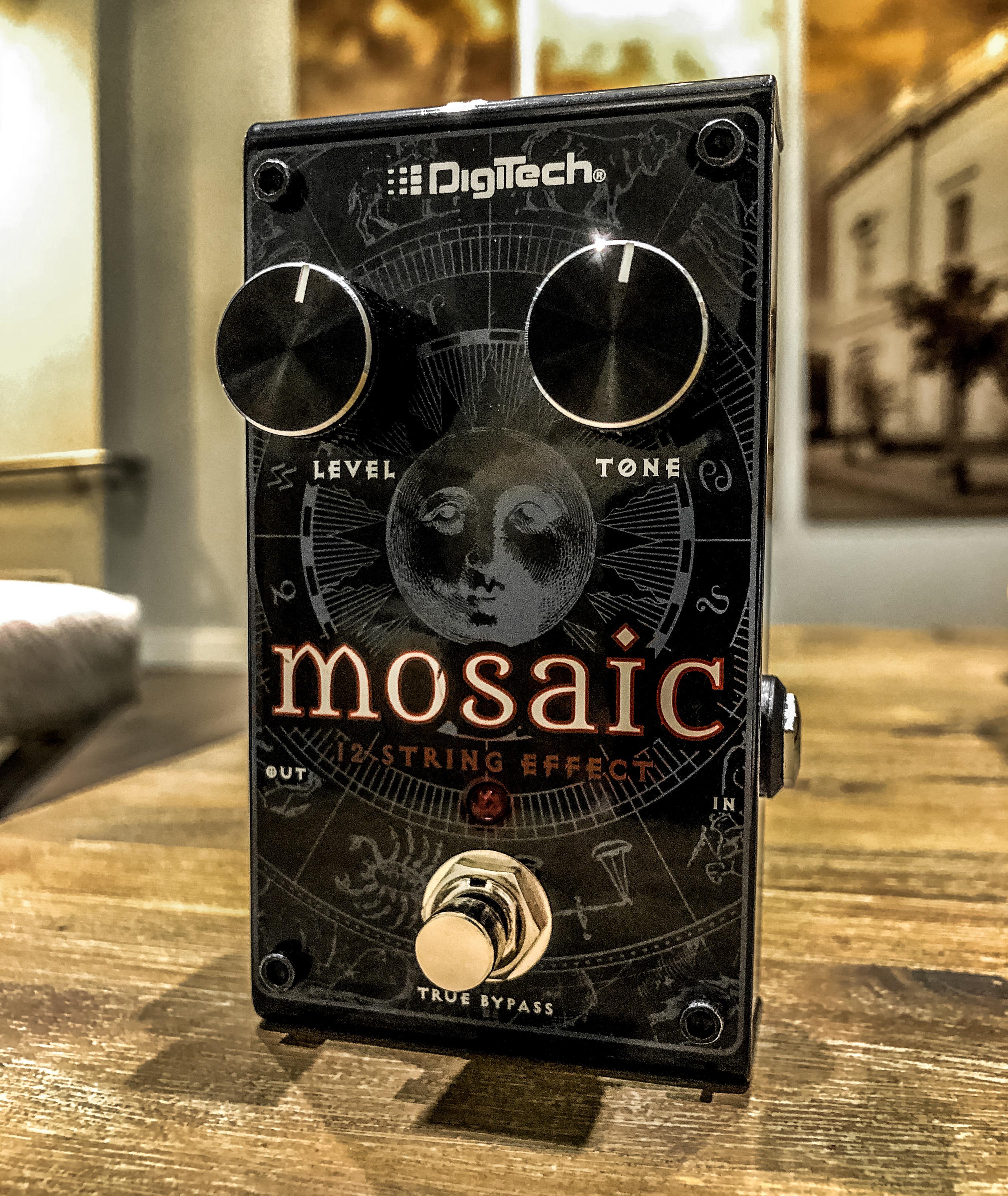 新しいペダルが来た！Digitech Mosaicっていうんだけど、12弦ギターの