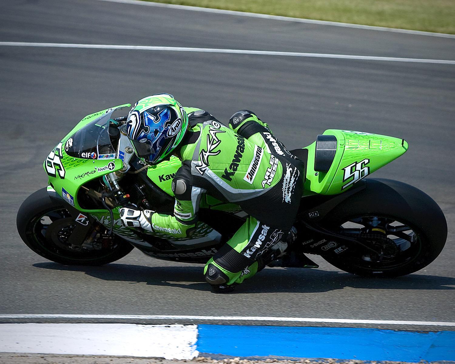 Shinya Nakano on his ZX-RR 2006 OC. (1500x1200) : r/MotorcyclePorn