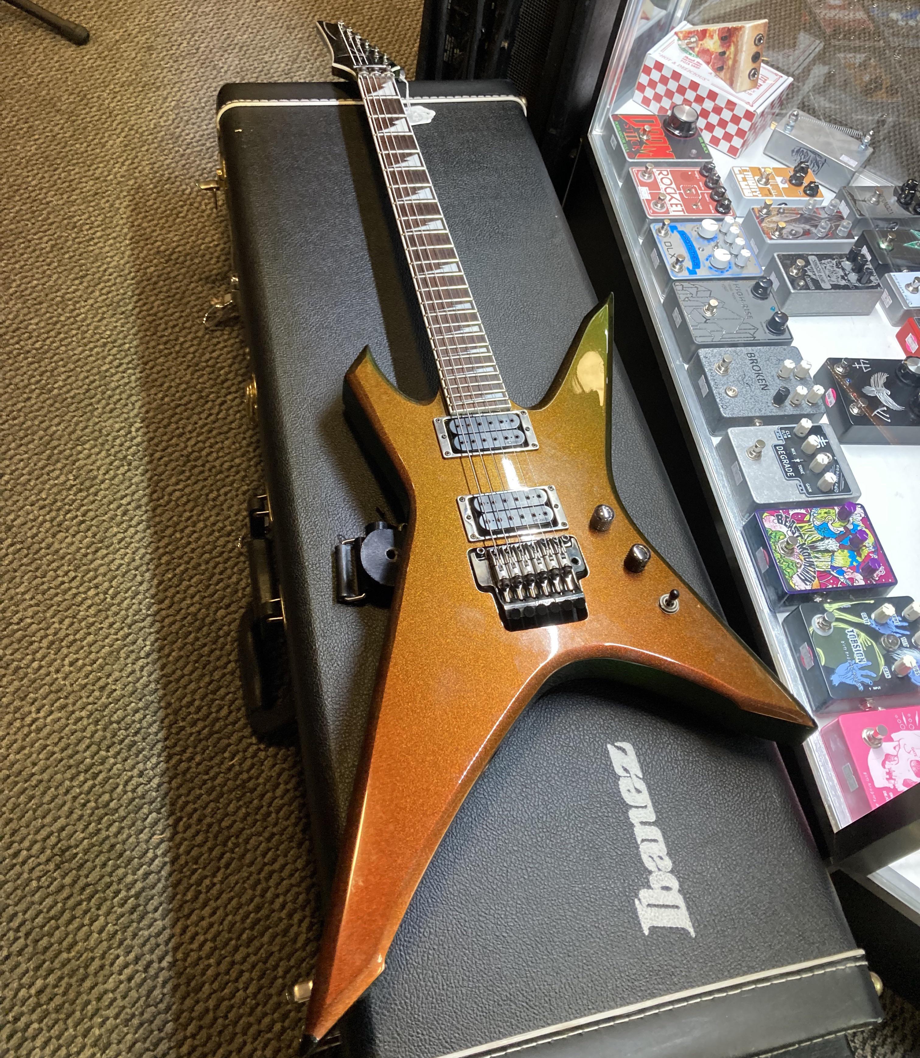 新しいギターの日！初めての尖ったギターと初めてのフロイドローズ