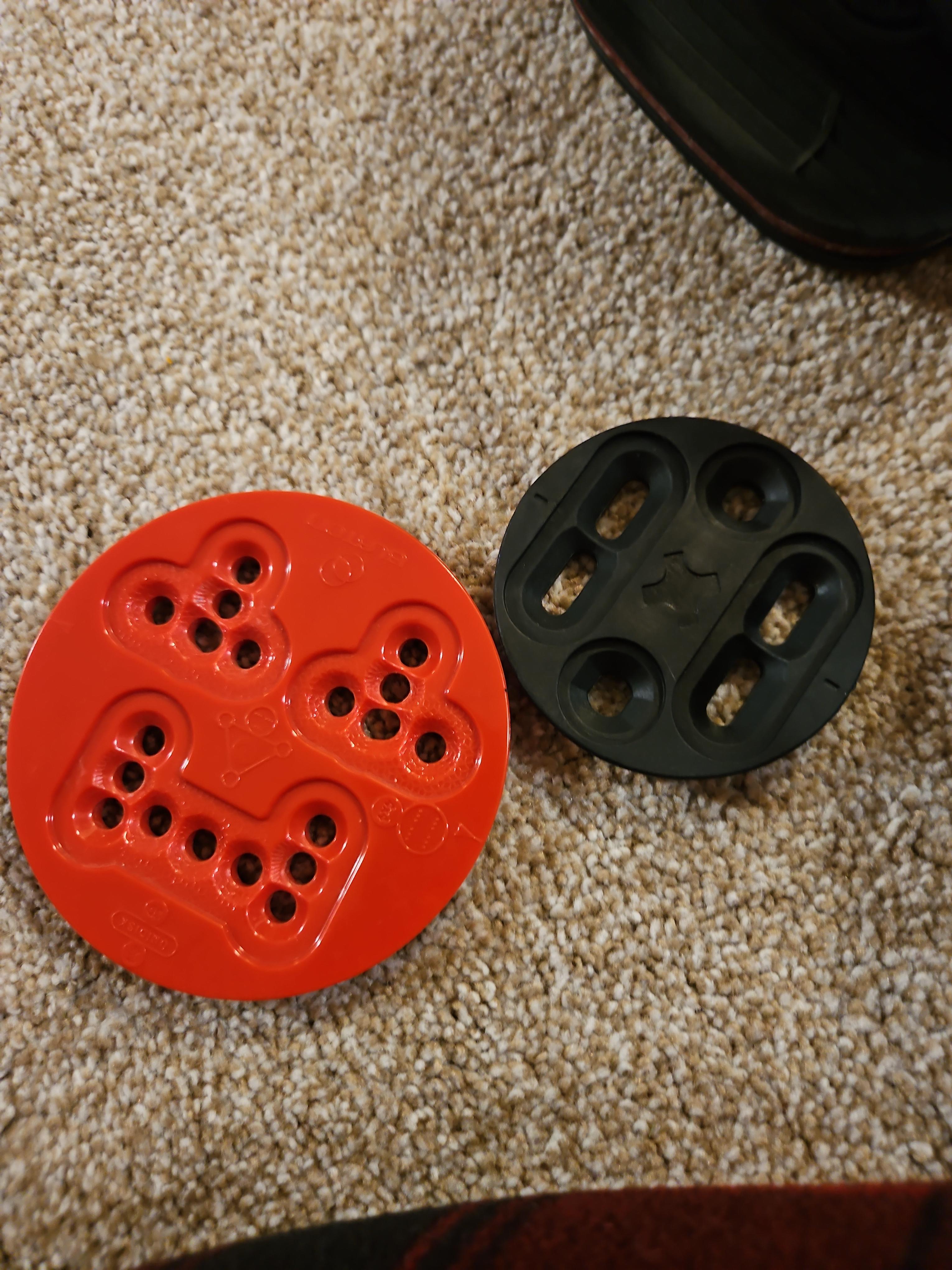 新しいビンディング買ったんだけど、ディスクプレートのサイズのこと