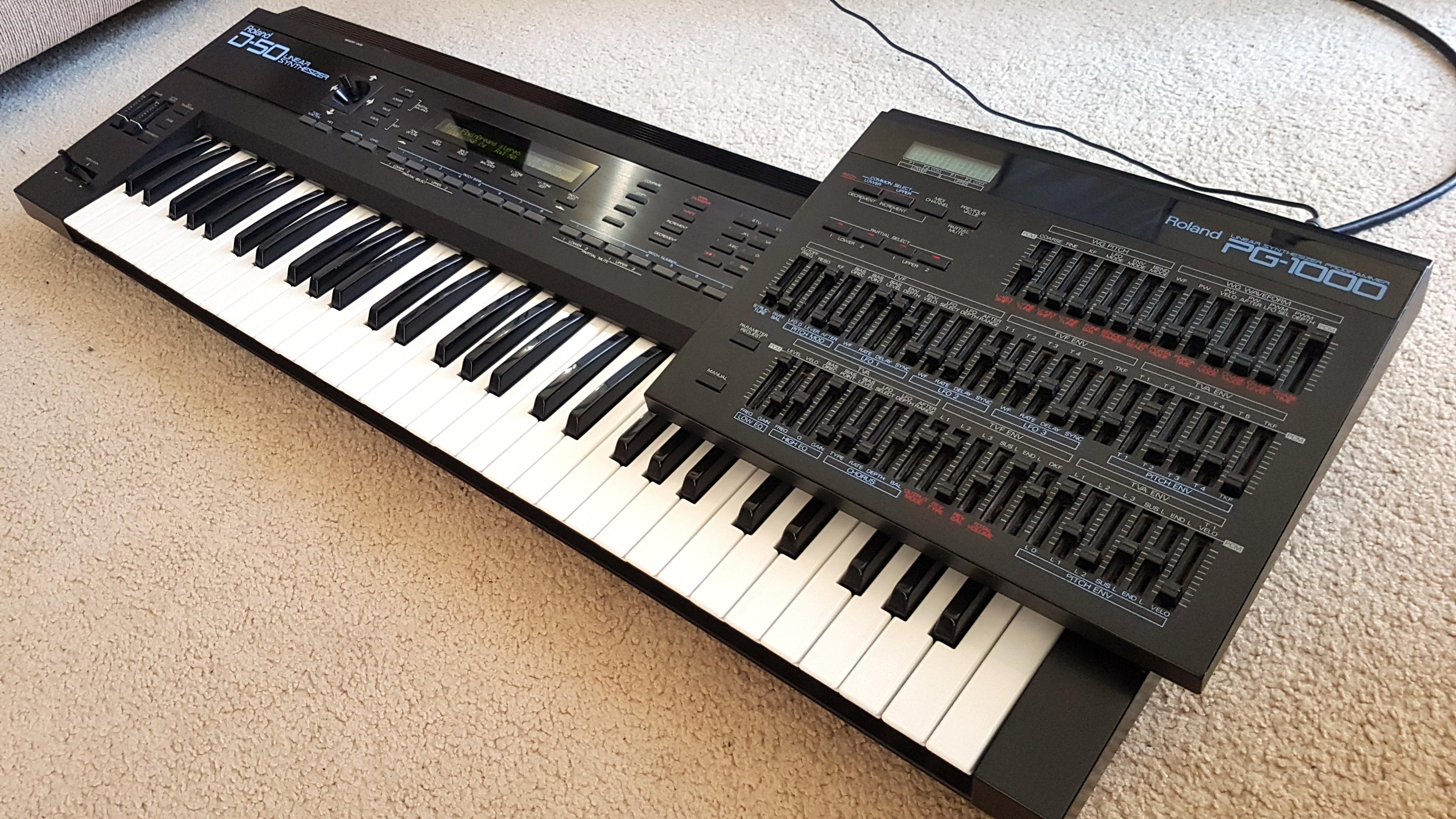 クラシックなローランドD-50リニアシンセサイザー : r/synthesizers