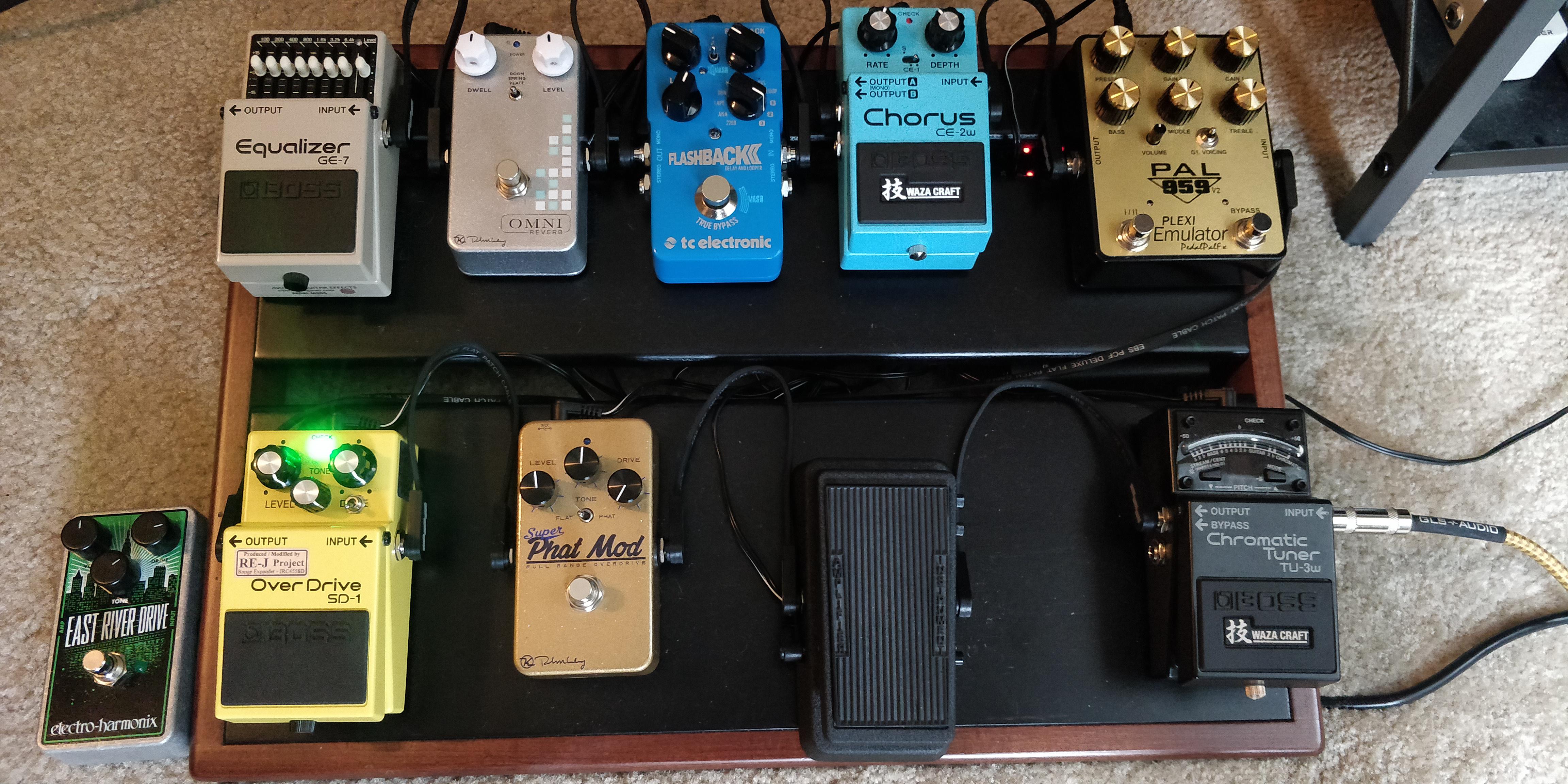 Analogman modded SD1 / 808 to replace the fantastic east river