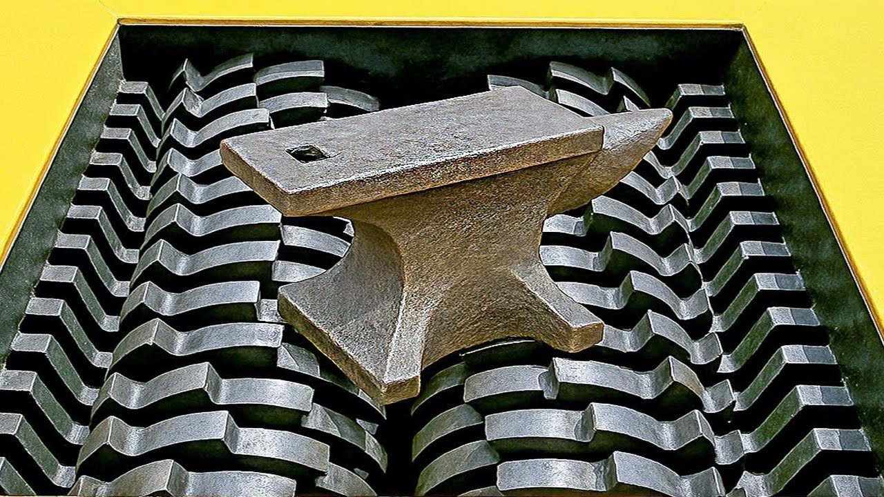 Carrier-Based Historic Anti-Submarine Aircraft : Grumman S-2