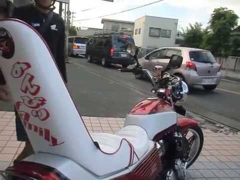 可愛い奥さんとタンデム HONDA CBX400F 三段シート 旧車會 - YouTube
