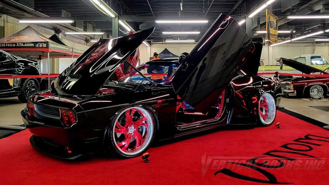 v3nom87 (Venom) Dodge Challenger from Texas featuring Vertical