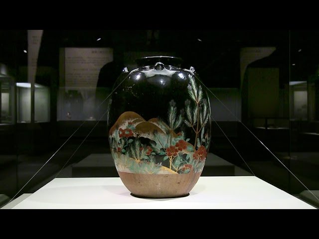 野々村仁清 《色絵若松図茶壺》 《色絵鳳凰文共蓋壺》 ともに重要文化