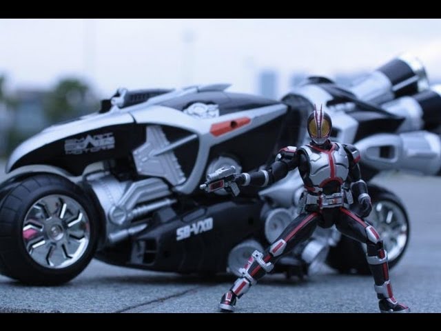 Toy Review: Faiz 555 (RC) Jet Sriger - YouTube